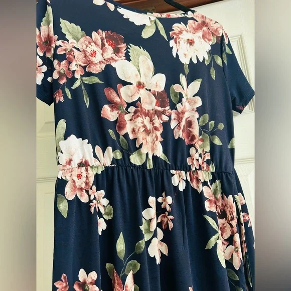 Chris and Carol Navy Floral Midi Dress with Pink Blossoms - Picture 7 of 9